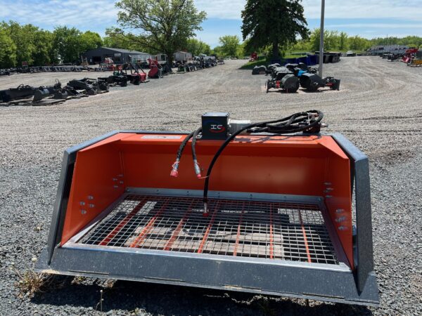 New! 72" Hydraulic Screening Bucket